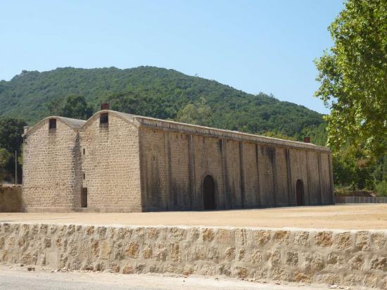 Ancien pénitencier, forêt de Chiavari